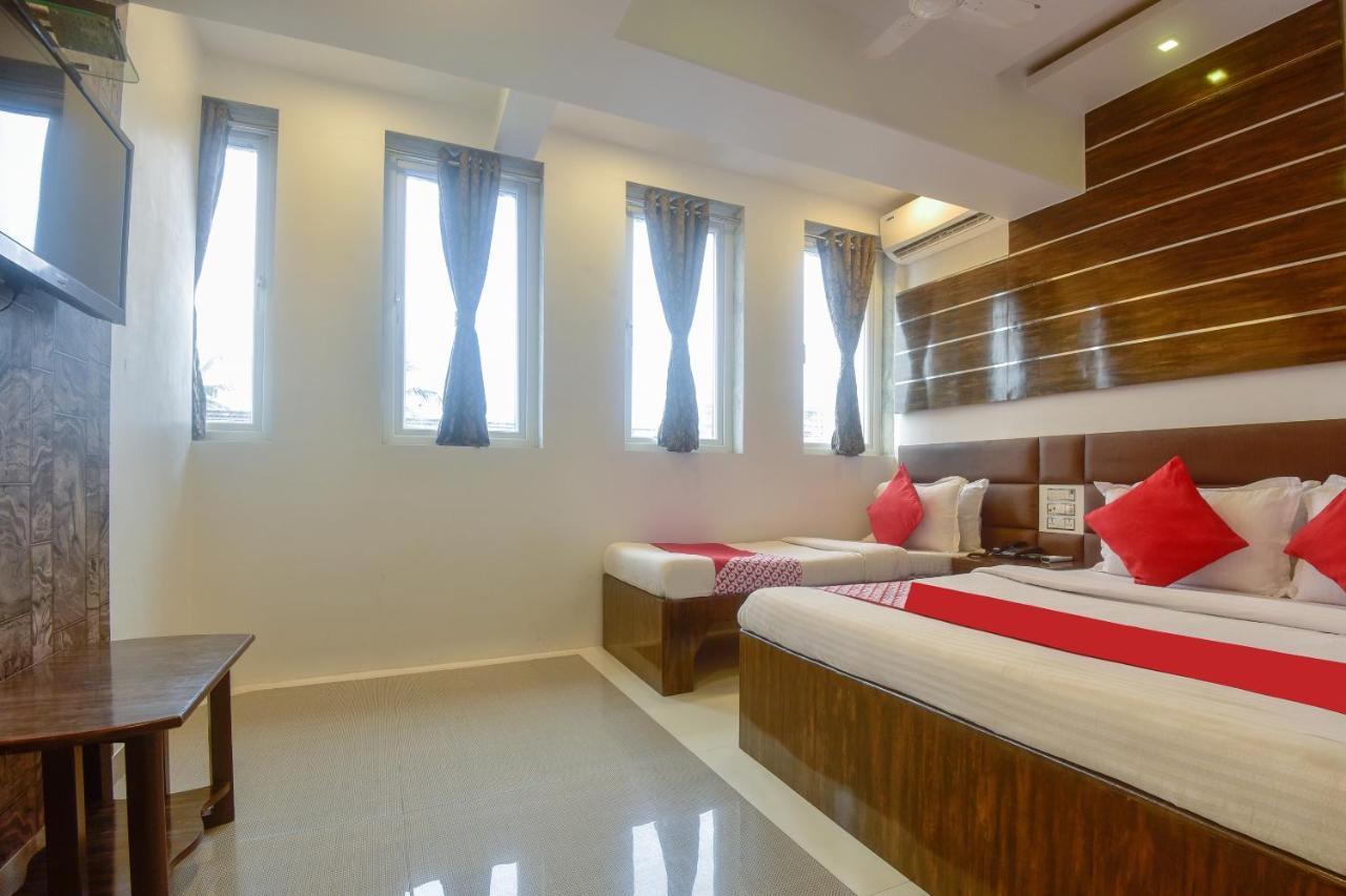 Oyo 28893 Hotel Gulf Mumbai Bagian luar foto